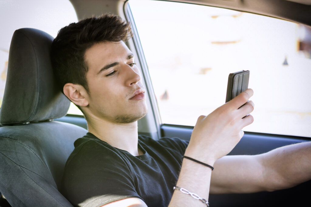 Distracted Driver in Mt. Vernon, Illinois Hits Pedestrian While Allegedly Using Cell Phone
